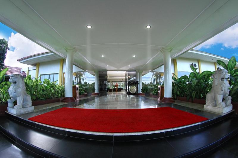 Hotel Grage Horizon Bengkulu Exterior foto